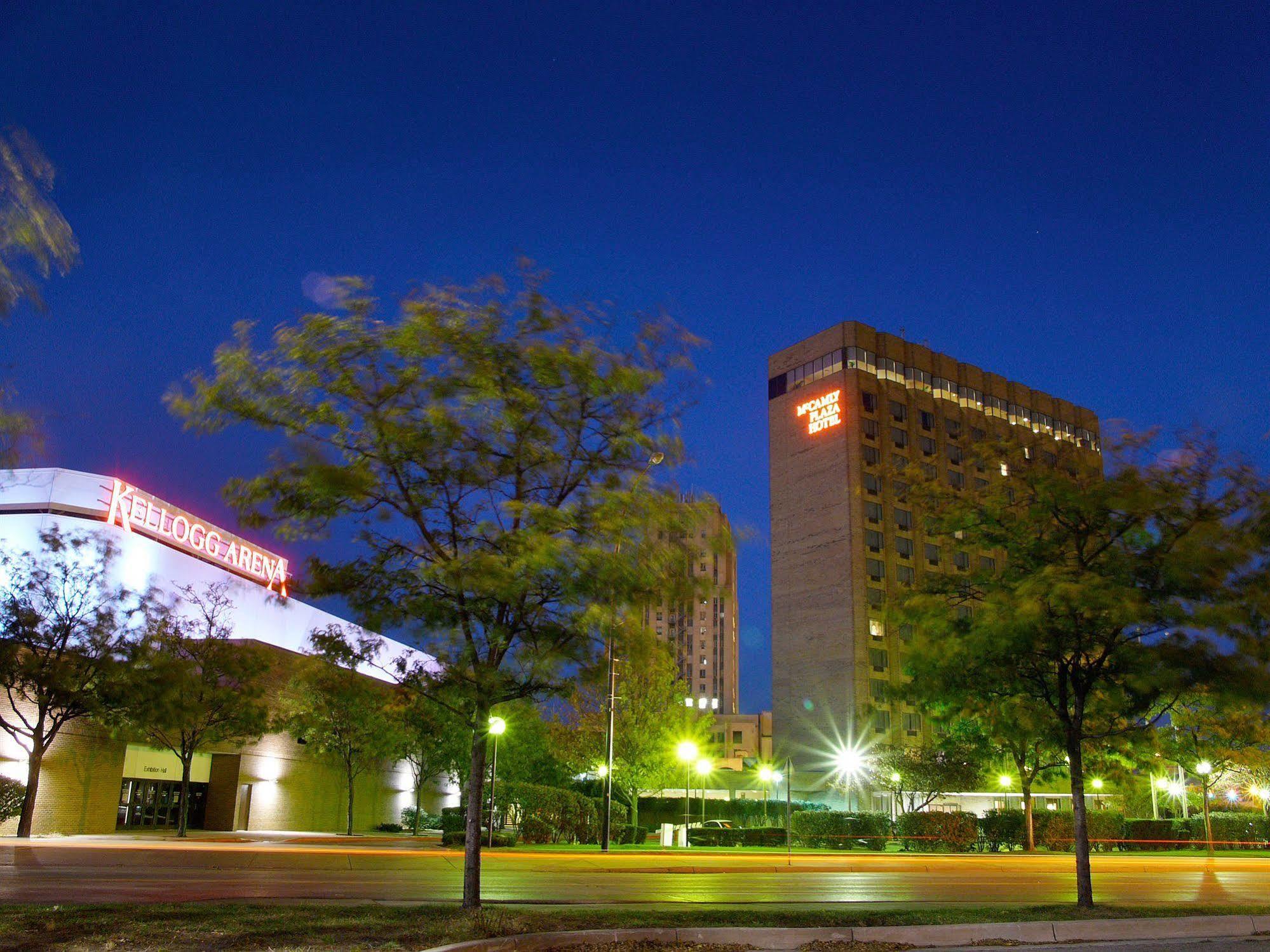 מלון Doubletree By Hilton באטל קריק מראה חיצוני תמונה